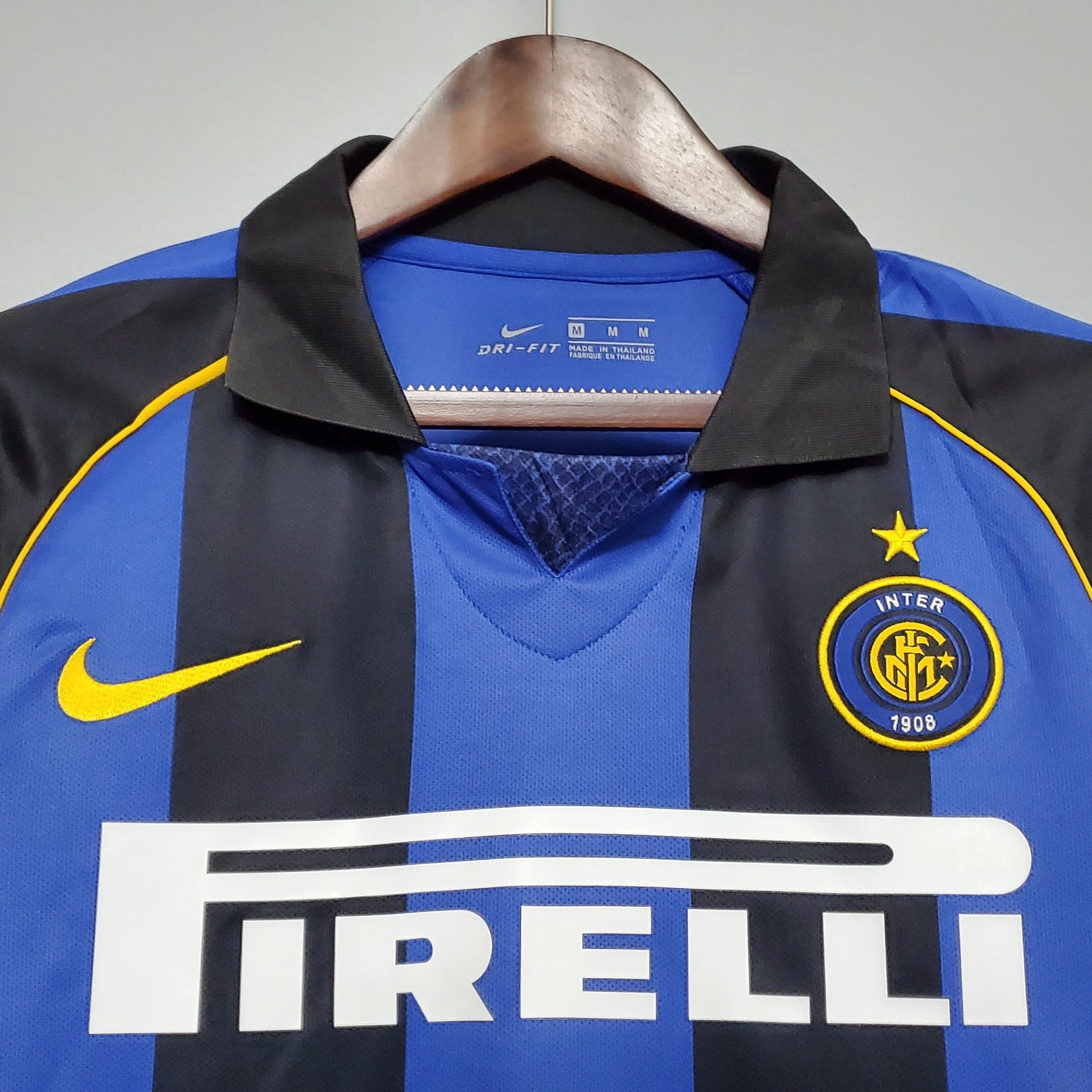 Camisa Inter de Milão Titular 01/02 - Versão Retrô