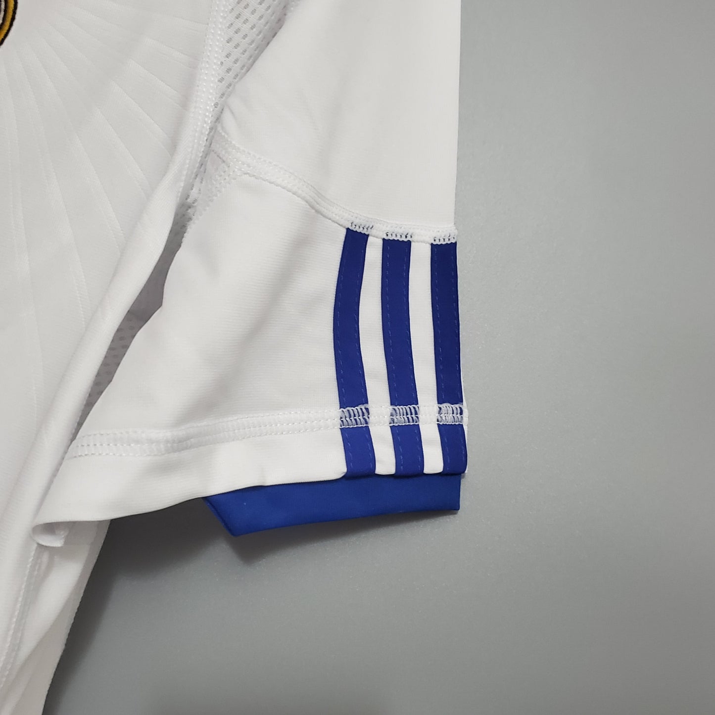 Camisa Real Madrid Titular 10/11 - Versão Retrô